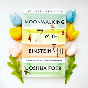 Moonwalking with Einstein Riassunto